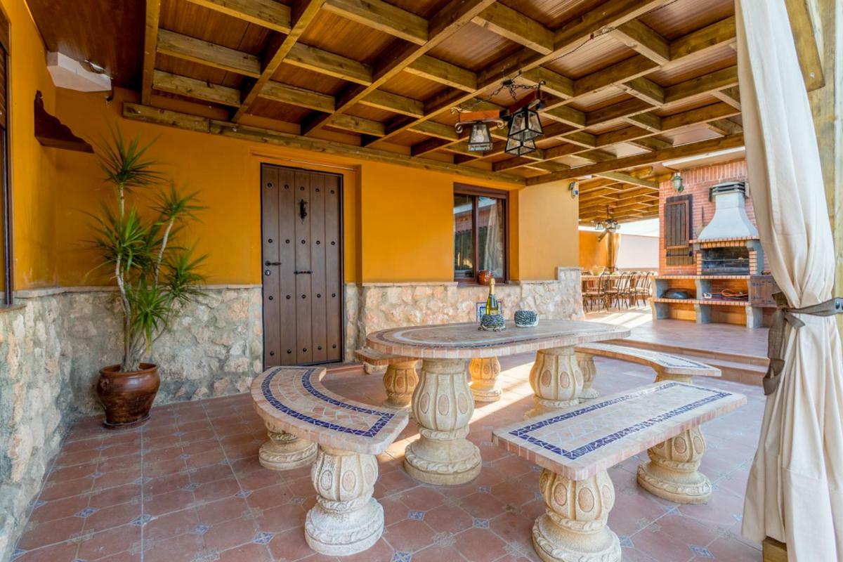 Casa Ludima Villa Fuentes de Andalucía Екстериор снимка